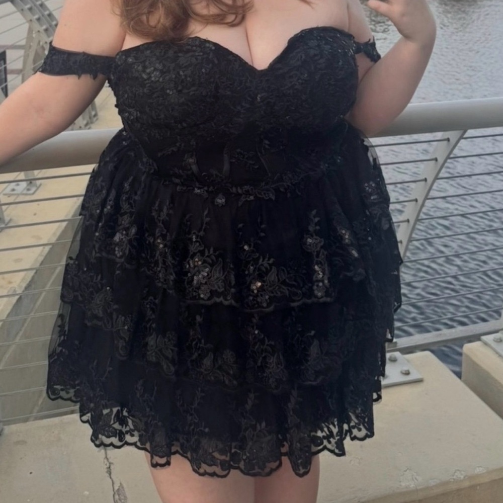 Elegant Black Lace Off-Shoulder Dress